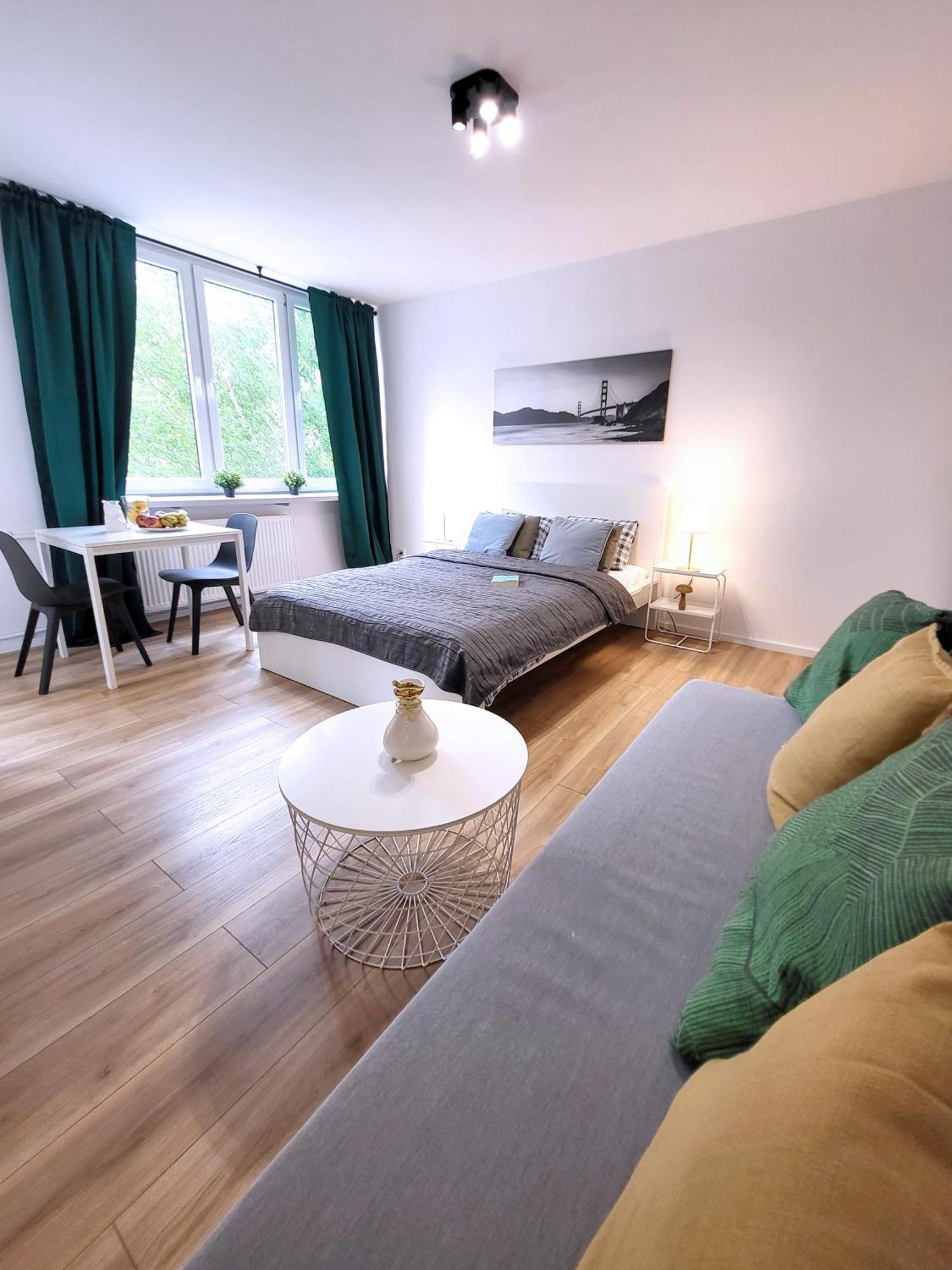 Enjoy! Srodmiescie Nowogrodzka Apartment Warsaw Exterior photo
